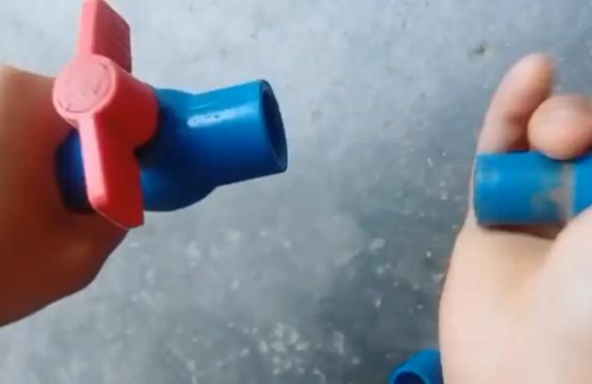 pvc水管閥門(mén)更換過(guò)程圖，這2個(gè)小方法任你選！