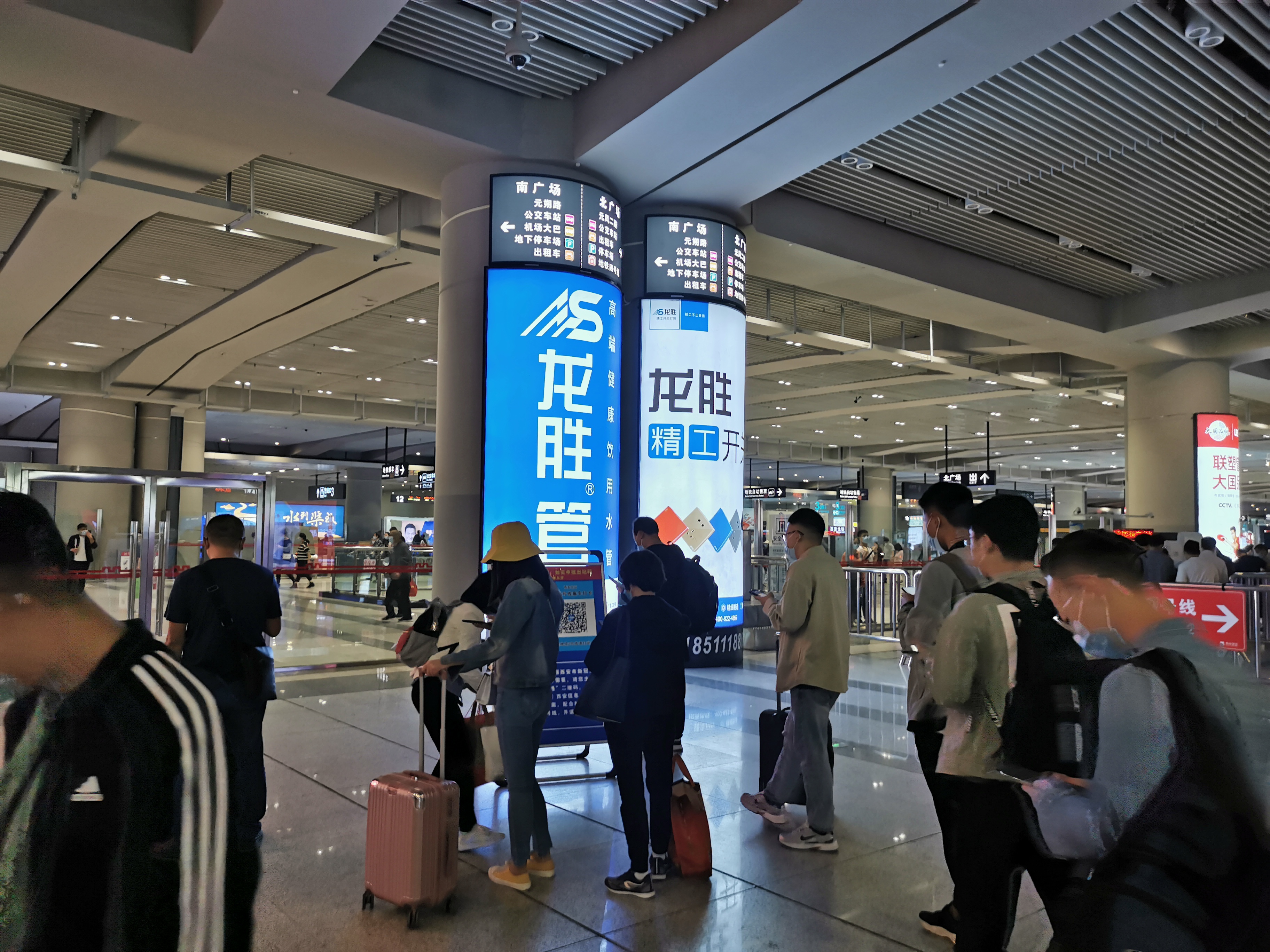 龍勝管高鐵廣告50城同步上線，刷屏億萬人！