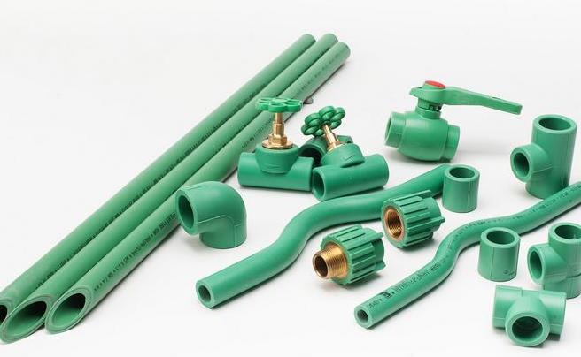 天凈管和金牛管哪個(gè)好？水管選擇對(duì)比，看這2點(diǎn)就夠了！