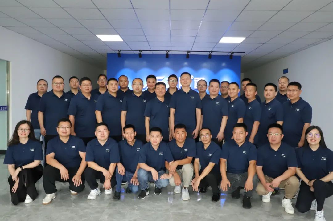 聚焦市場(chǎng)，渠道賦能 |《2023年龍勝管半年度總結(jié)會(huì)議》圓滿舉辦！